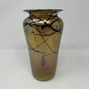VTG Orient & Flume Lily Ivy Vine UIrridescent 7” Art Glass Vase 1977